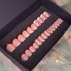 BURGENDY - CARRÉ COURT