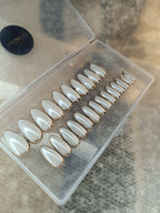 PERLE - AMANDE MEDIUM