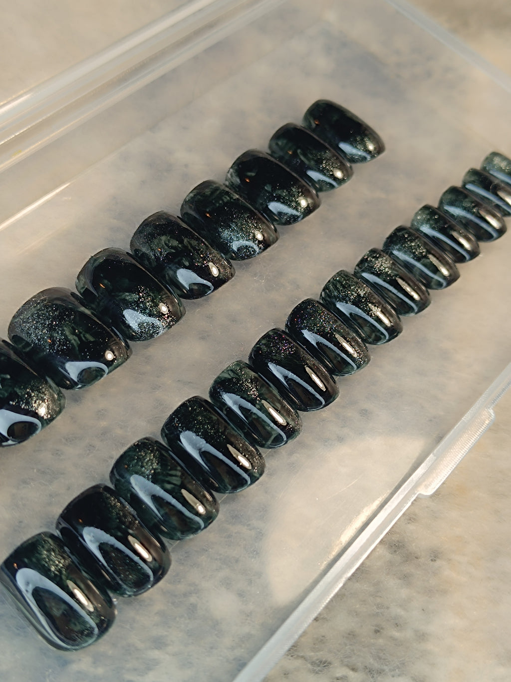 JUNGLE - CARRÉ COURT