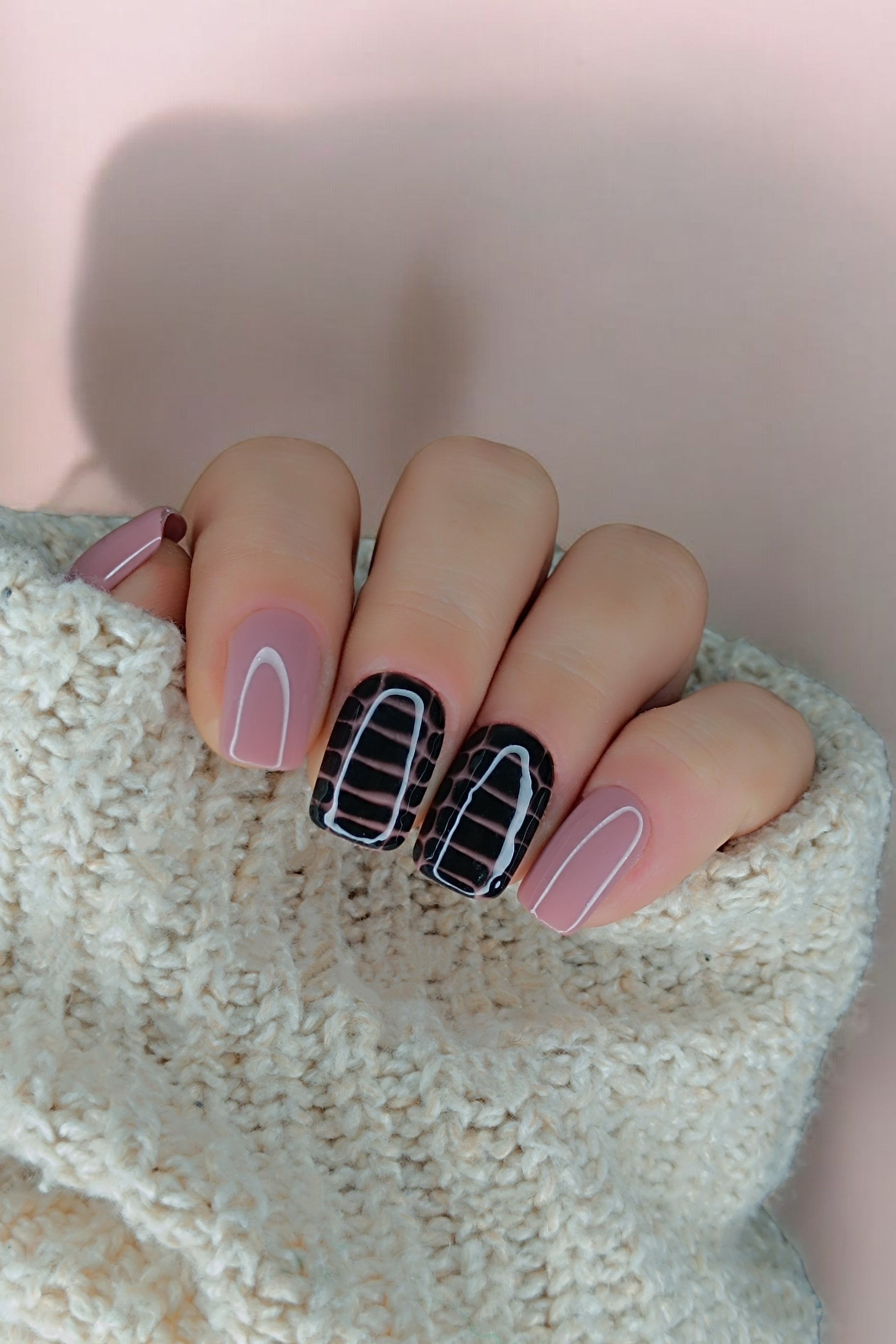 WILD - CARRÉ MI-MEDIUM