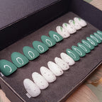 PÂQUERETTE - OVAL COURT