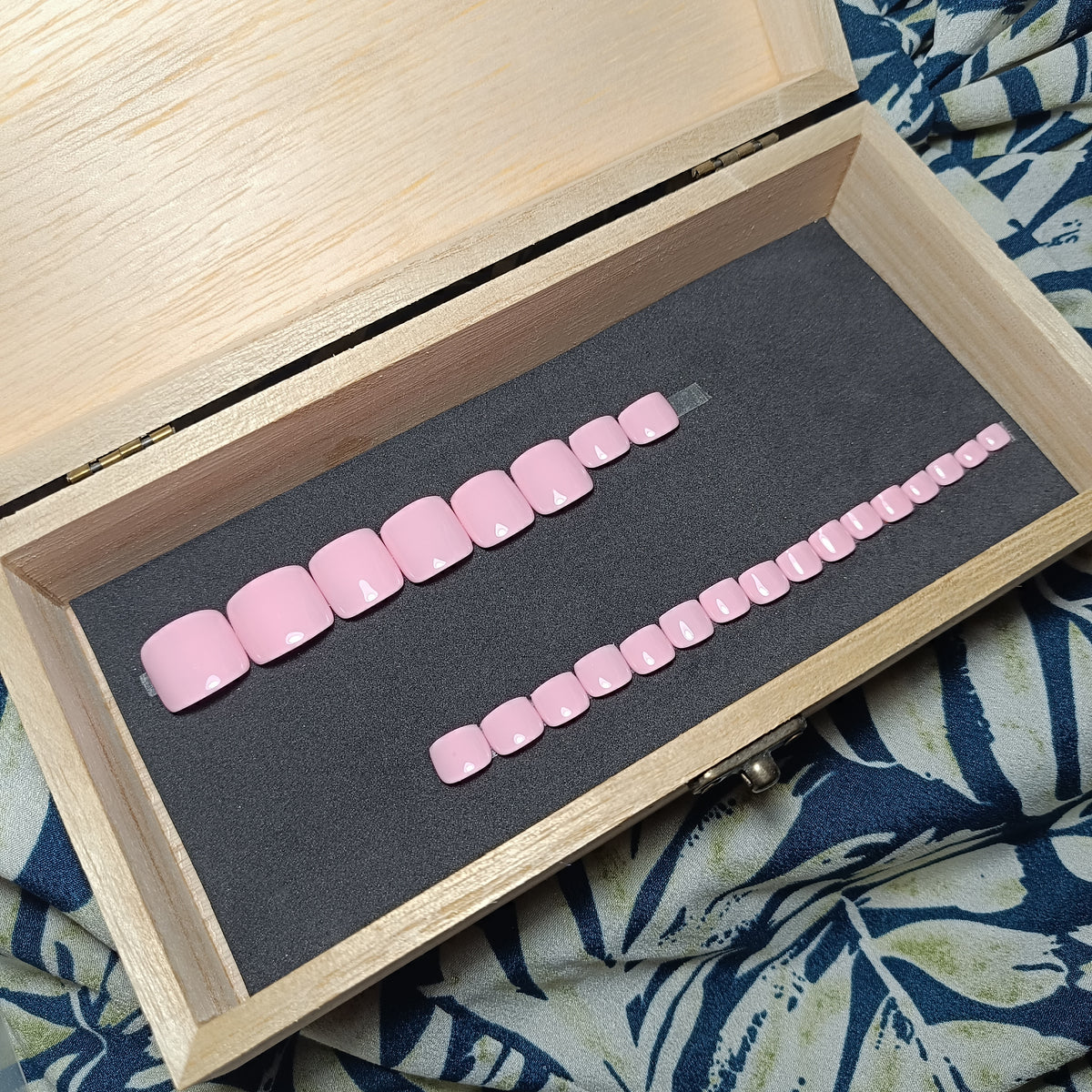 DUO : ROSE LAYETTE